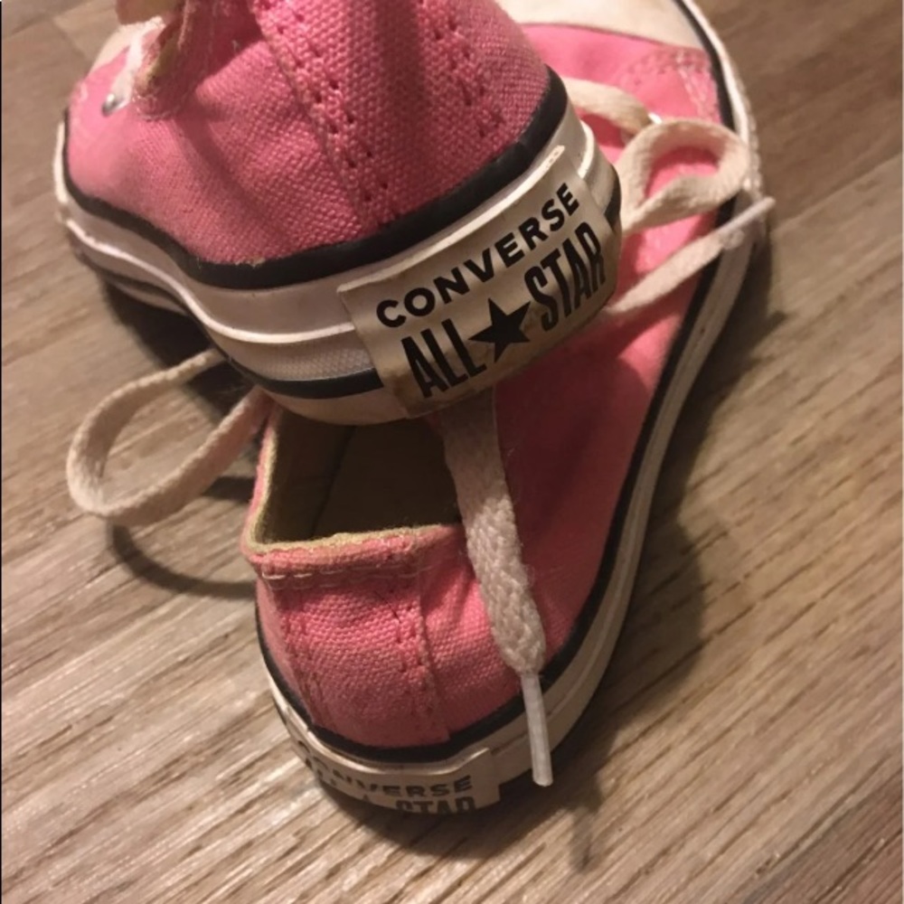 Girls Converse